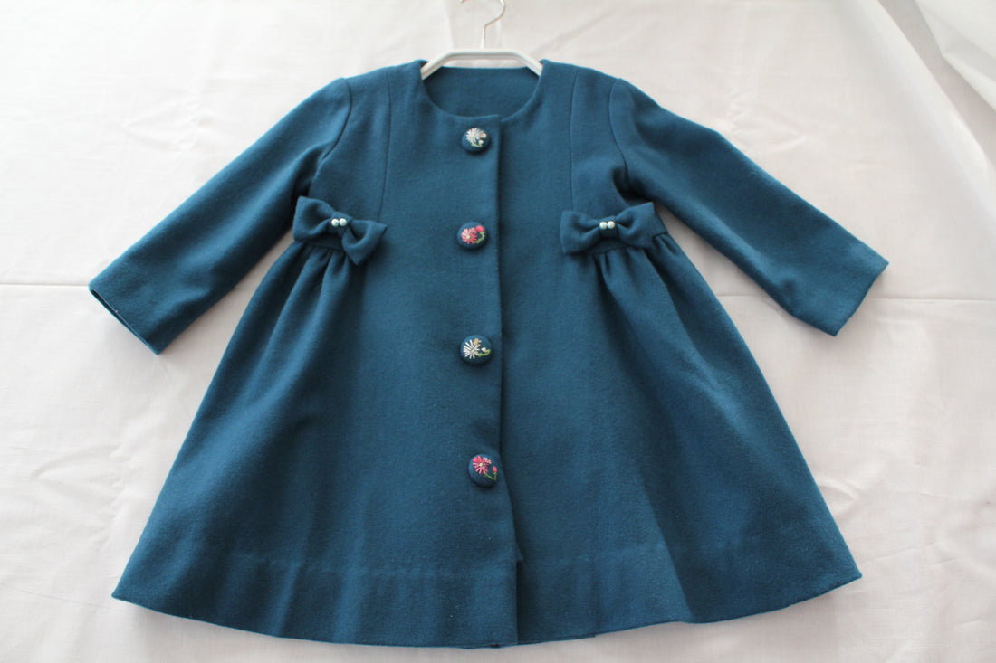 Furano wool coat with embroidered buttons