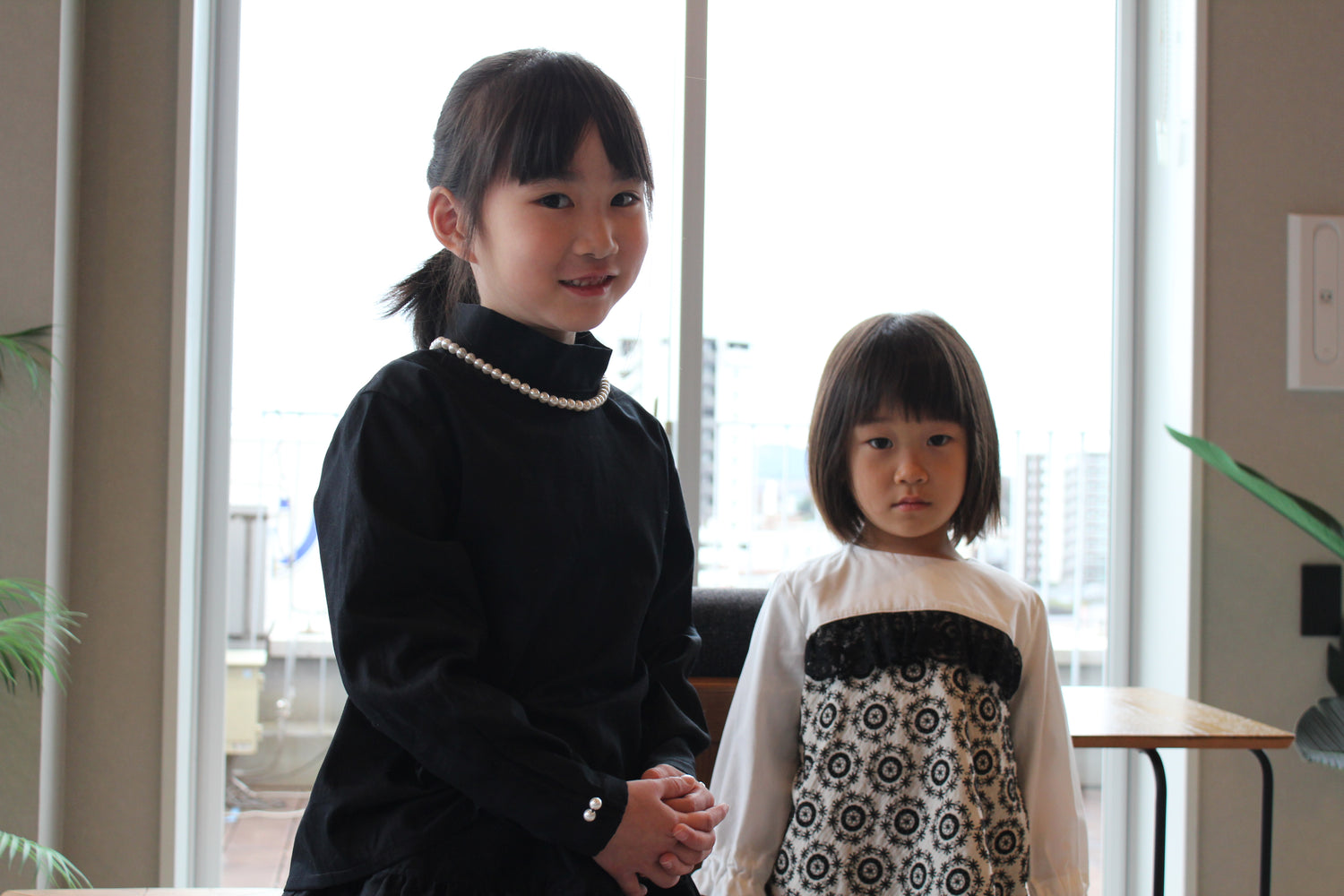 ブラックドレス BLACK DRESS